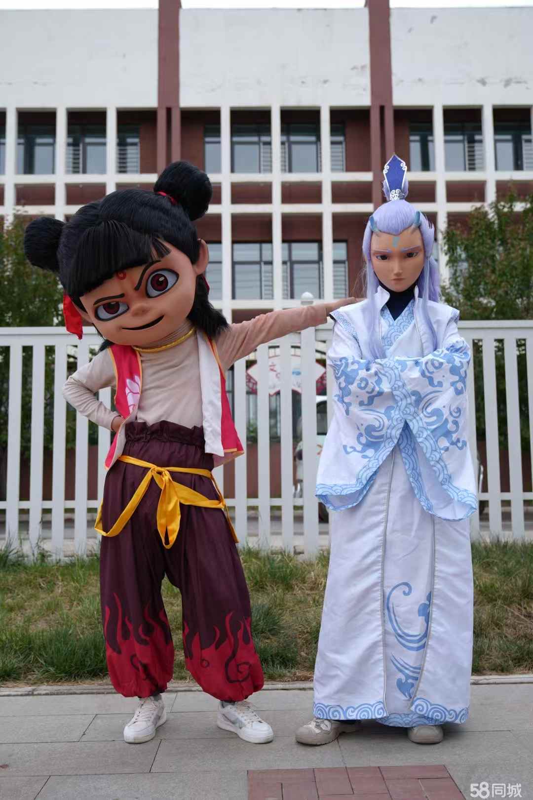 专业演艺服务，点亮本地庆典的璀璨星光